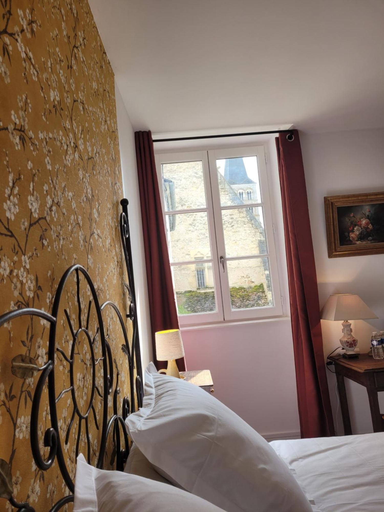 La Cour Du Chateau La Charité-sur-Loire Exteriör bild